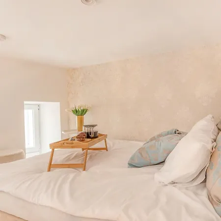 Elegant - Entresol, Balcony - By Rentujemy Apartament