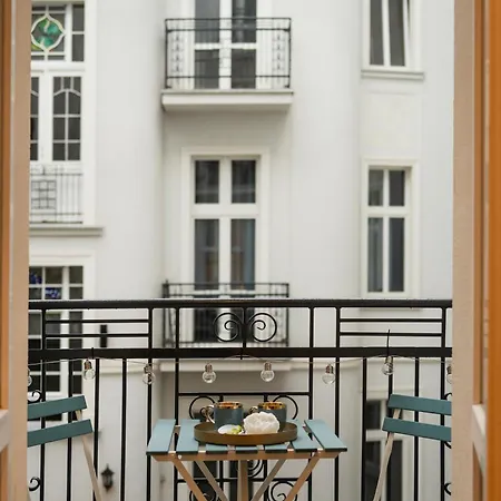 Appartement Elegant - Entresol, Balcony - By Rentujemy *
