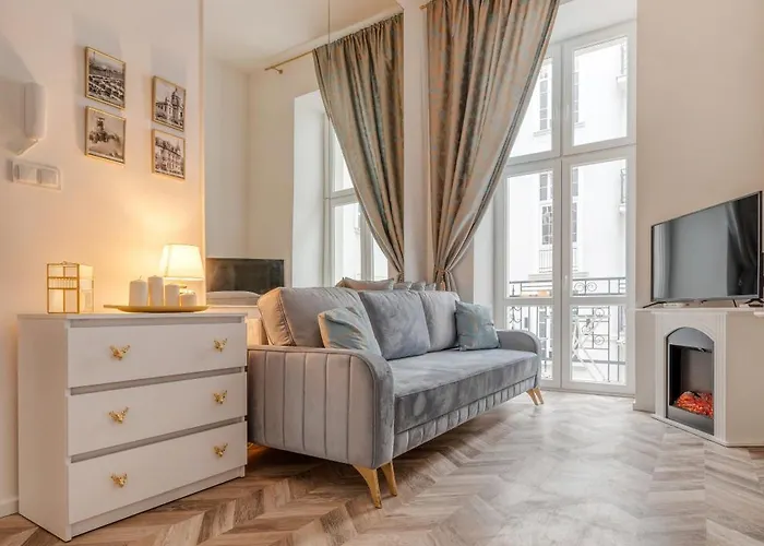 Lejlighed Elegant - Entresol, Balcony - By Rentujemy *