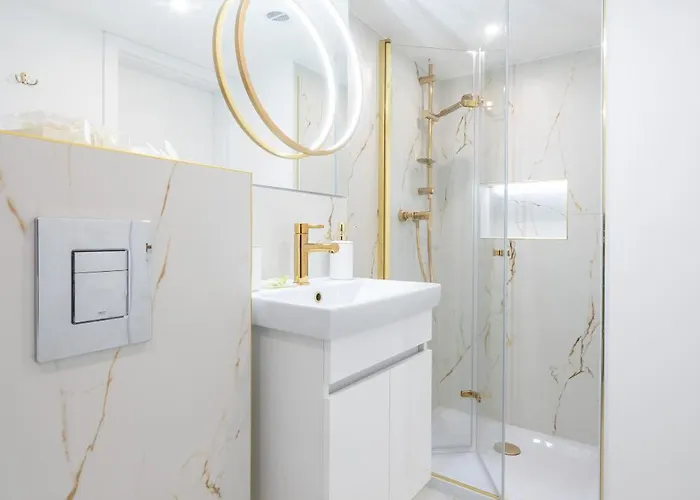 Elegant - Entresol, Balcony - By Rentujemy *